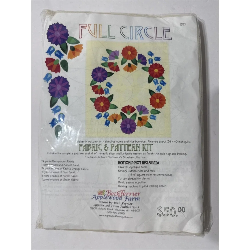 Beth Ferrier Applewood 2010 Full Circle 1321 Fabric pattern Quilt Kit 34x40 inch
